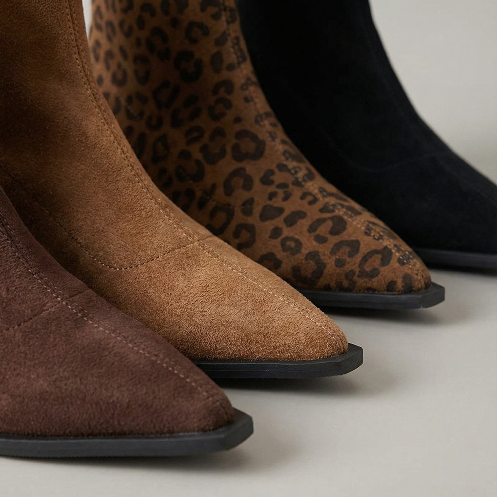 Chiara | Stivaletti Eleganti con Tacco Basso - Ivano.