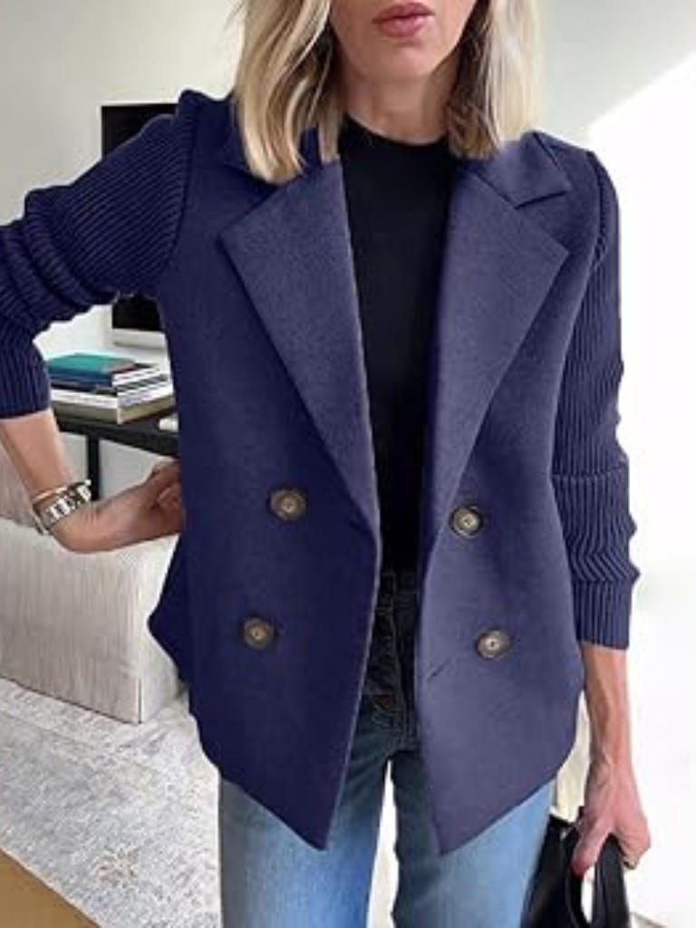 Alessia™ | Blazer Maglione Doppiopetto – Comfort e Raffinatezza in un Solo Gesto