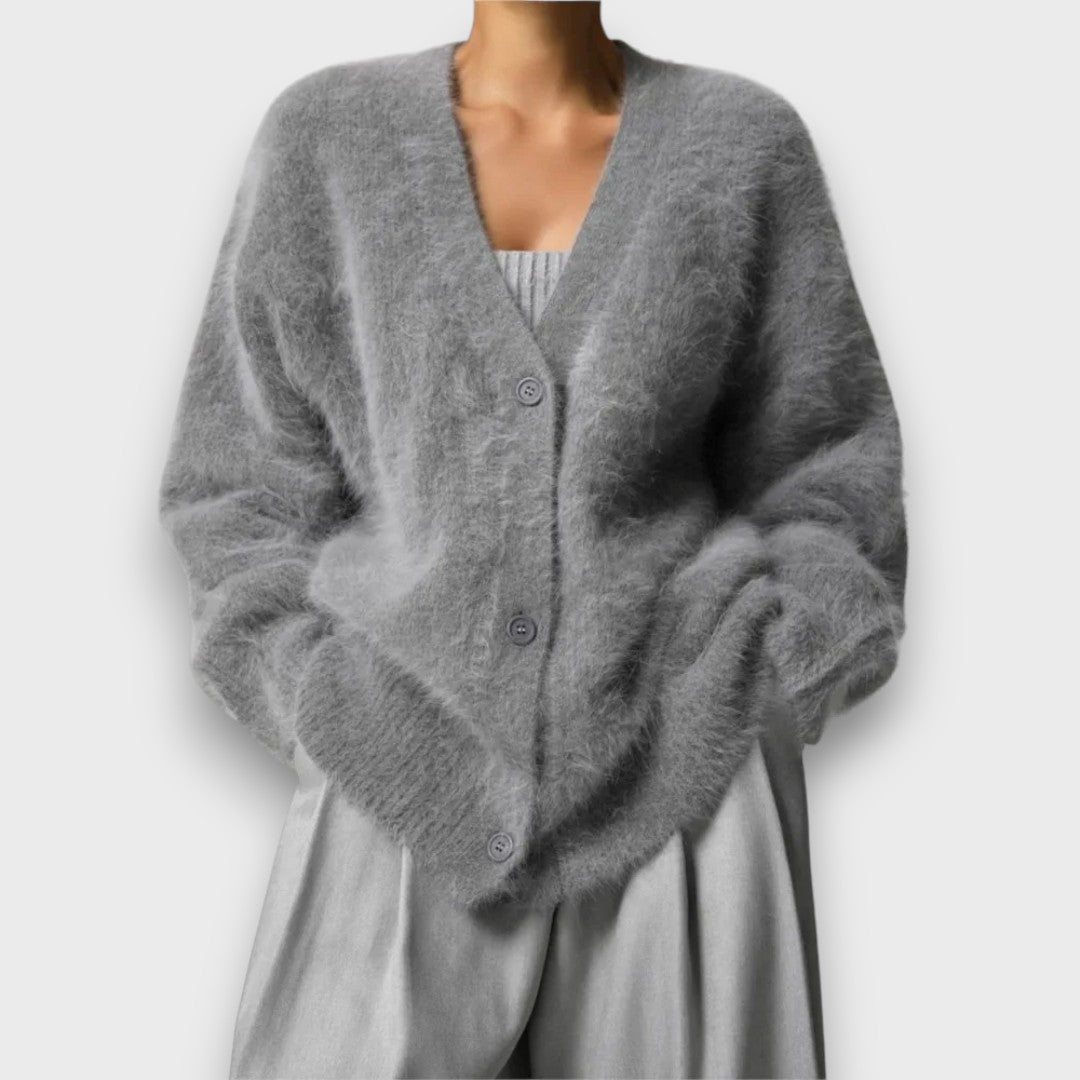 Laria – Cardigan Morbido con Taglio Classico - Ivano.