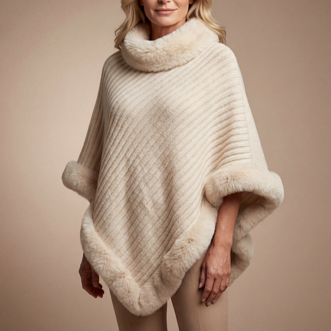 Bianca | Poncho in Maglia con Bordo in Eco-Pelliccia - Ivano.