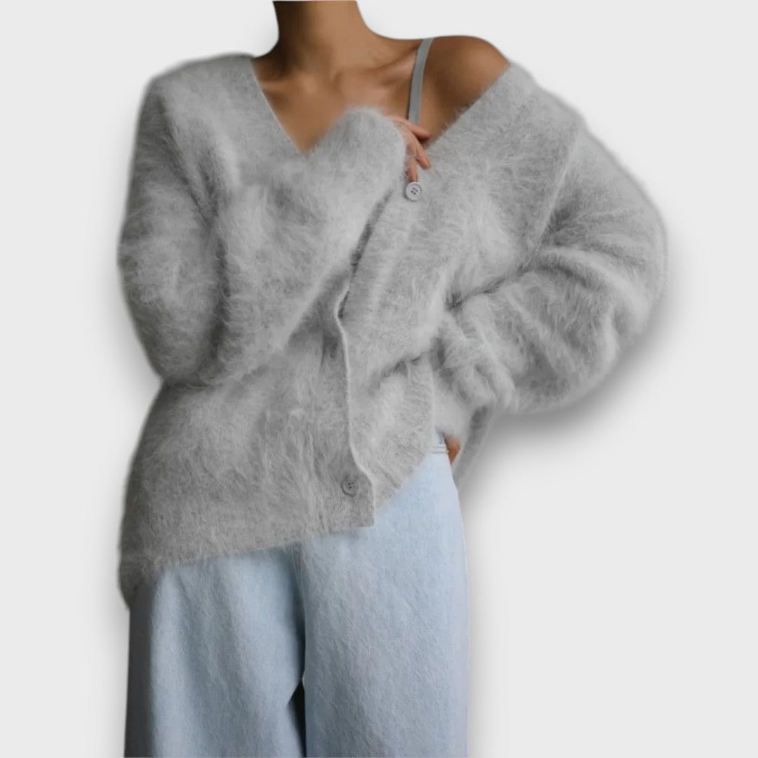 Laria – Cardigan Morbido con Taglio Classico - Ivano.